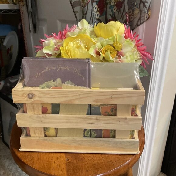 Tri Coastal Design 5 Piece Stationery Set - NIP (SEALED) - Picture 3 of 4